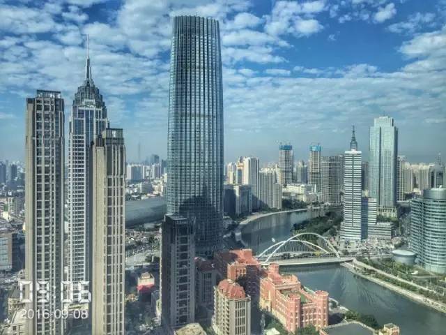 117大厦和天津周大福图片
