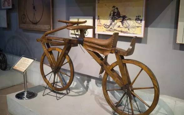 话说,自1790年第一辆自行车发明以来