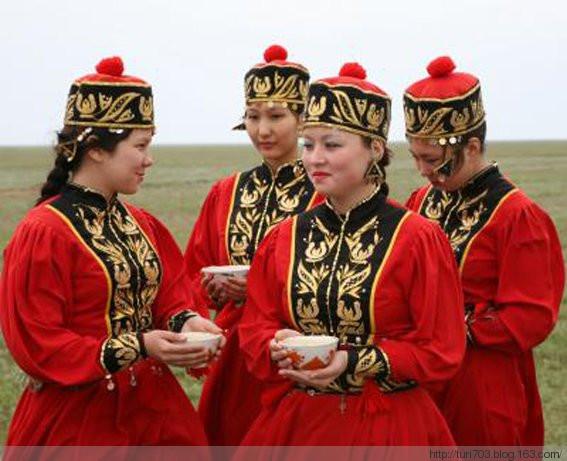 俄罗斯的国中国:蒙古人后裔,保留民族特色