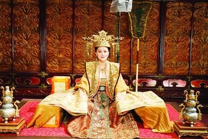 无人不晓,她是唯一的一位女皇帝,开创了大唐盛世
