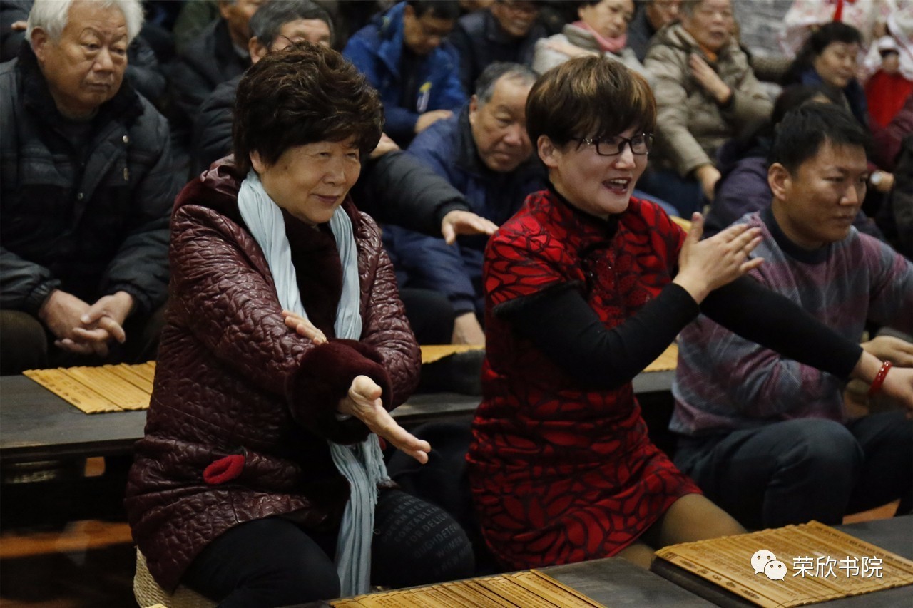 1月5日,恰逢腊八节,由金山区劳模协会携手上海金山区卫夷健康管理服务