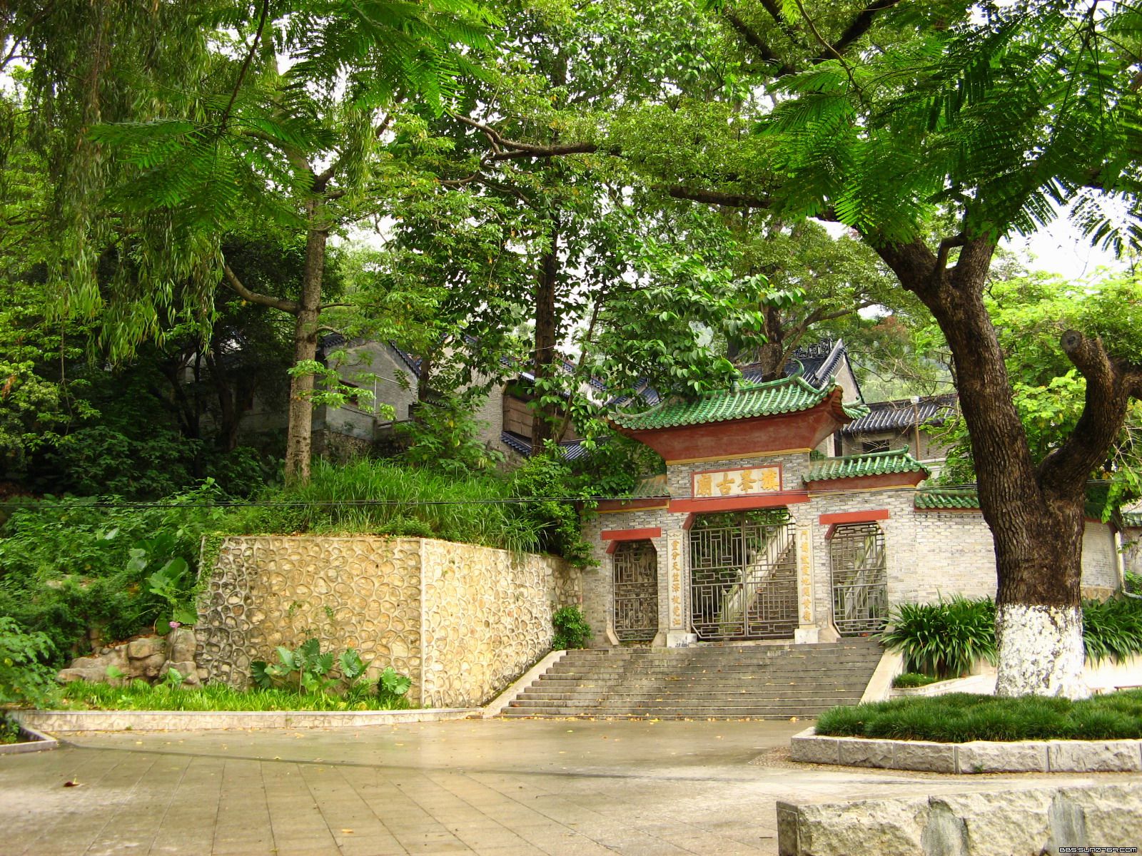 旗峰山寺庙图片