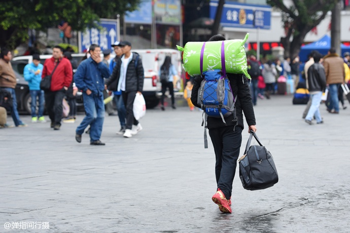 廣州火車站春運表情,家是愛的終點站