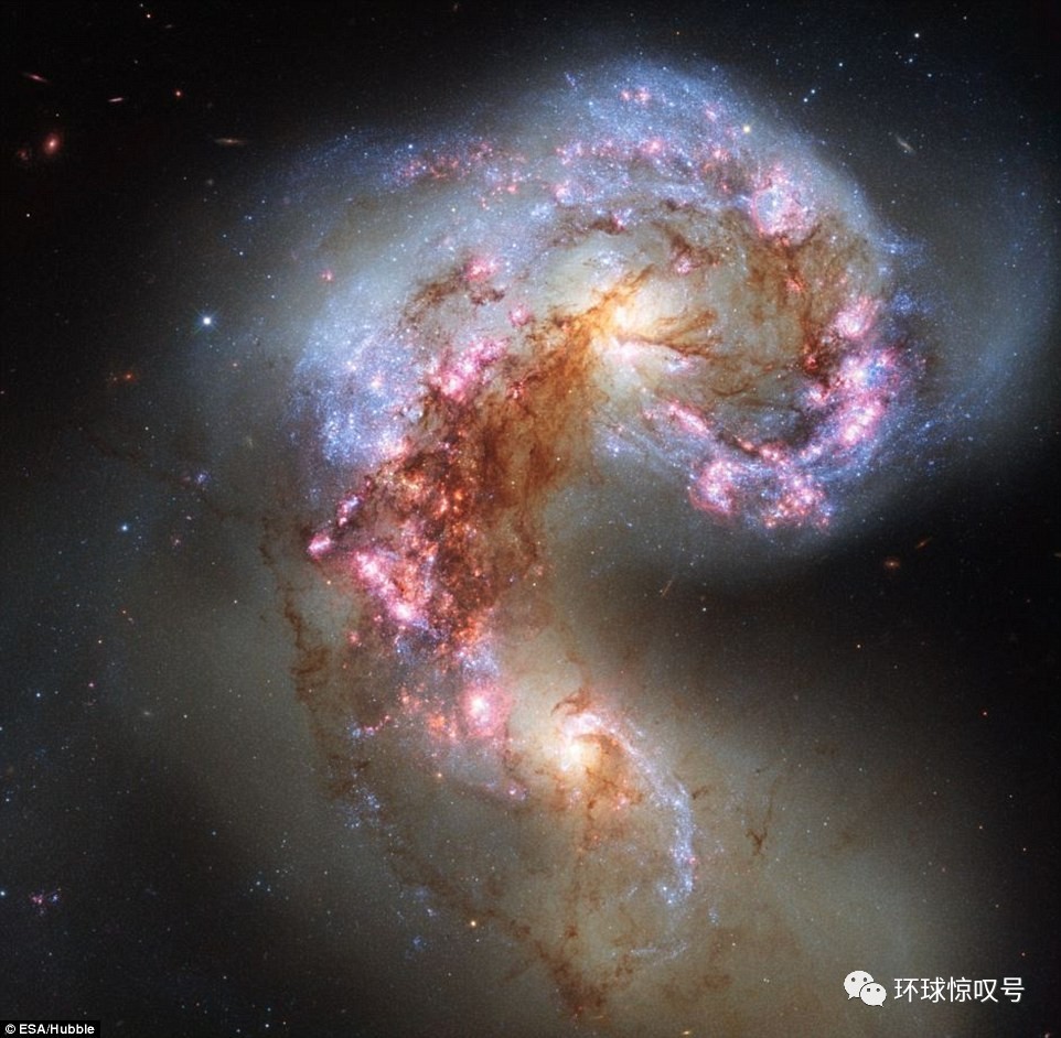 变化瞬息之间 哈勃望远镜拍下恒星死亡震撼场面