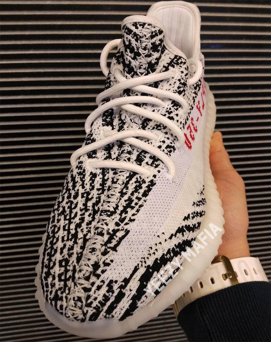 2 月底!白斑马 yeezy 350 boost v2 发售日期终于确定!