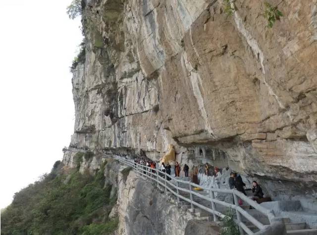 窦团山,又名窦圌山,圌山是剑门蜀道国家级风景名胜区的重要组成部分