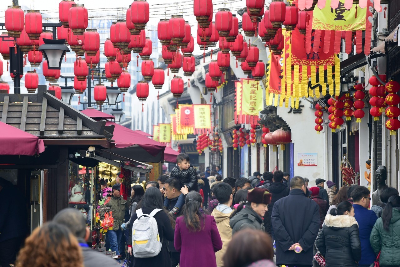 谁说杭州春节就"空城,今年我区接待游客同比增长近40!