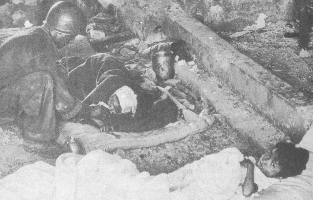 日军在马尼拉肆意屠杀妇孺,许多妇女儿童都是被刺刀刺死的