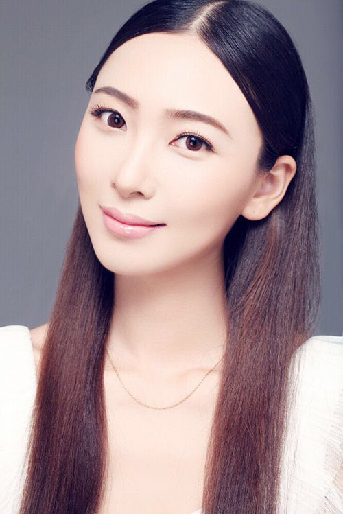 田娜《三生三世》人气急升 获赞"90后最美青衣"