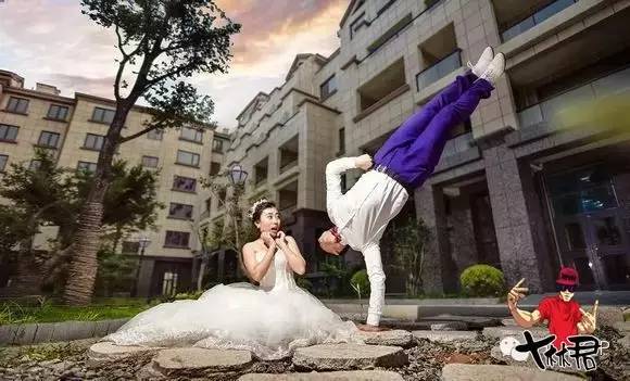 bboy秀恩爱爱动作图片