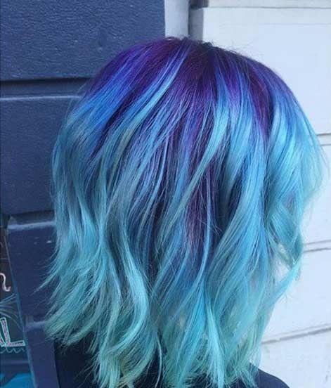 把它搬到我们的头发上特别惊艳,再加上紫色的挑染就更美了