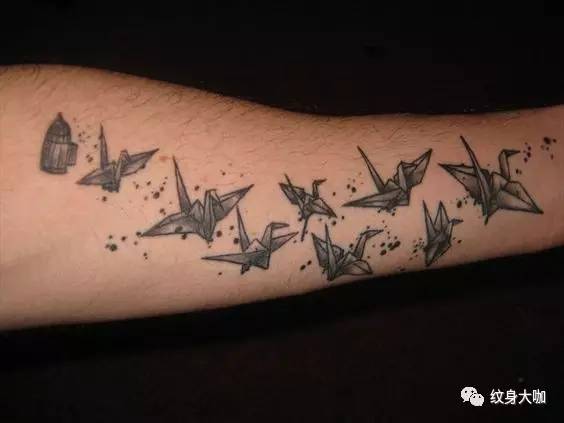 千纸鹤纹身图案含义图片