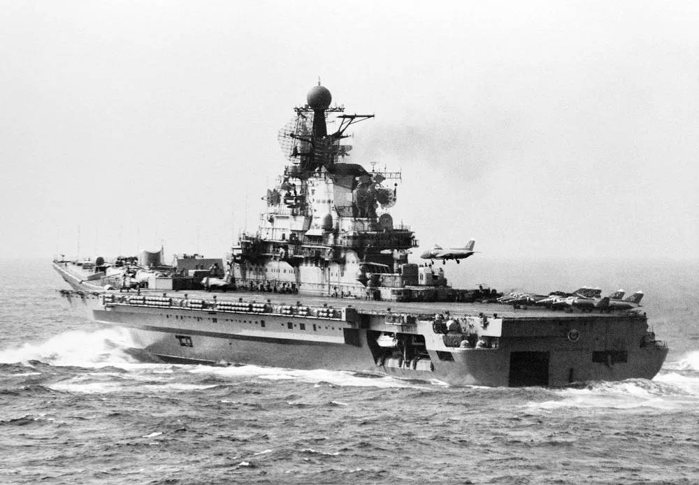新罗西斯克消失在历史长河中的苏联航母