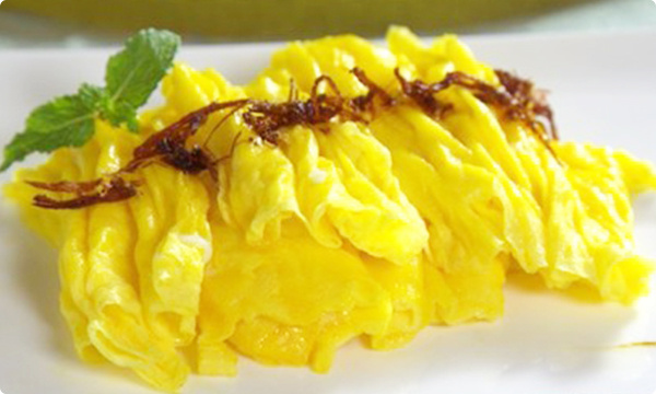 黄埔炒蛋是广东省汉族传统名菜,属于粤菜系