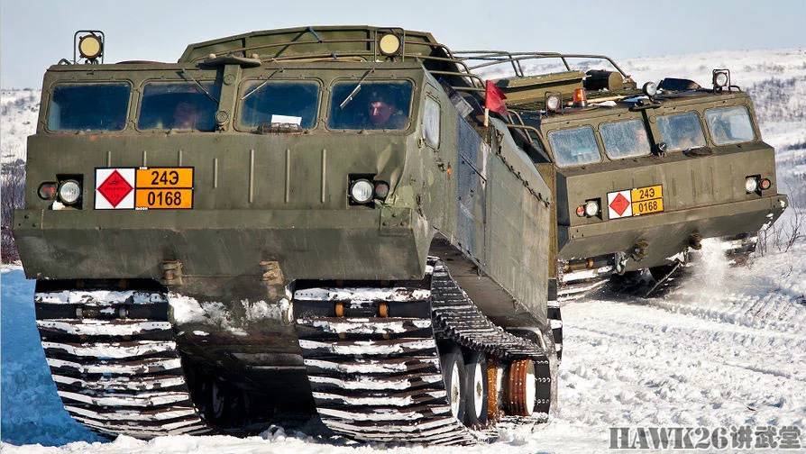 俄罗斯远征北极2000千米 测试新型军用车辆可靠性