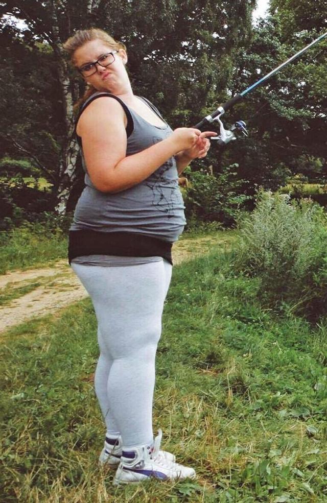 减掉一半体重,这个大胖妞逆袭成了性感模特