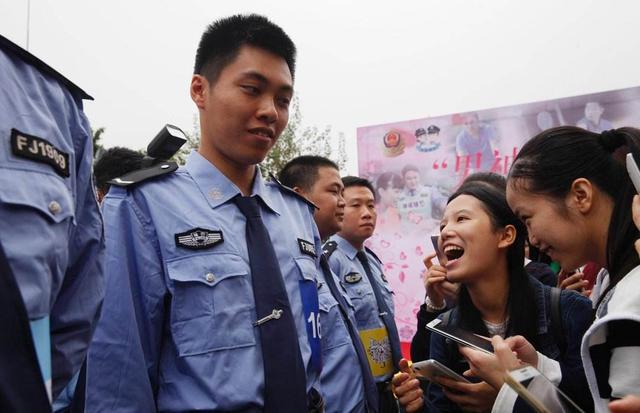 绍兴辅警工资(2021年绍兴辅警待遇)