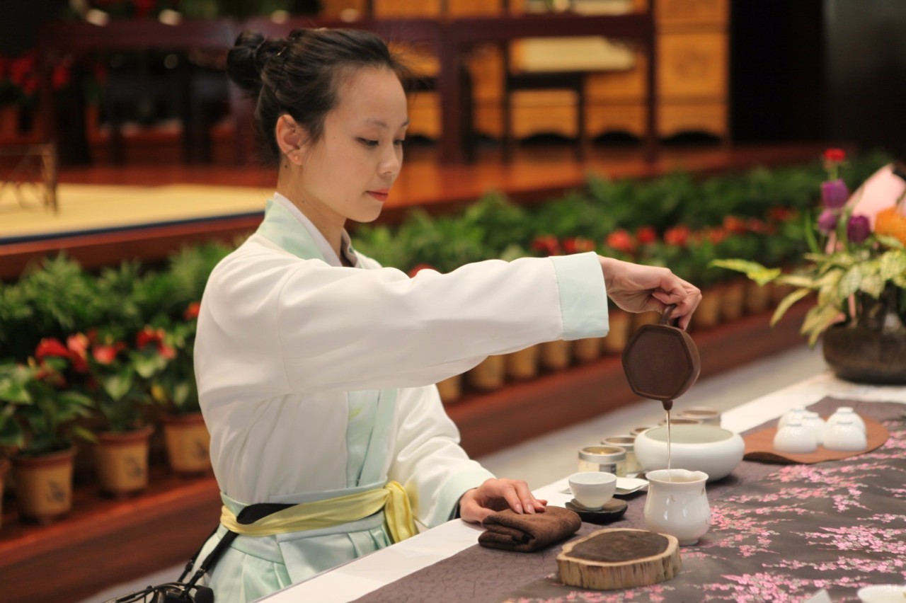 茶艺师仪容仪表图片