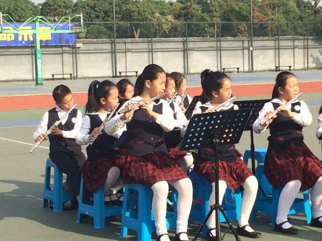 深圳儿童音乐节:深圳市光明新区玉律小学管乐团