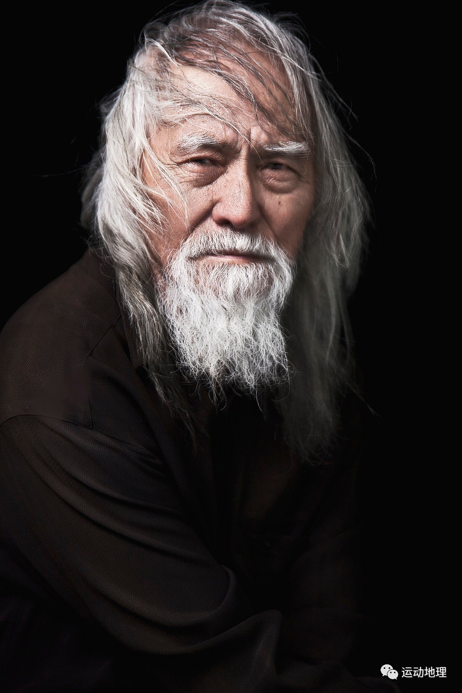 80岁男模特王德顺图片
