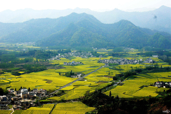 中国传统村落安徽黄山市徽州区呈坎镇灵山村