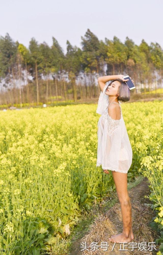 性感气质模特刀歌2017春天油菜花写真