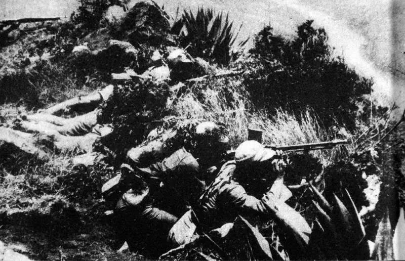 1942年5月,远征军炸毁惠通桥,把日军阻挡在怒江西岸