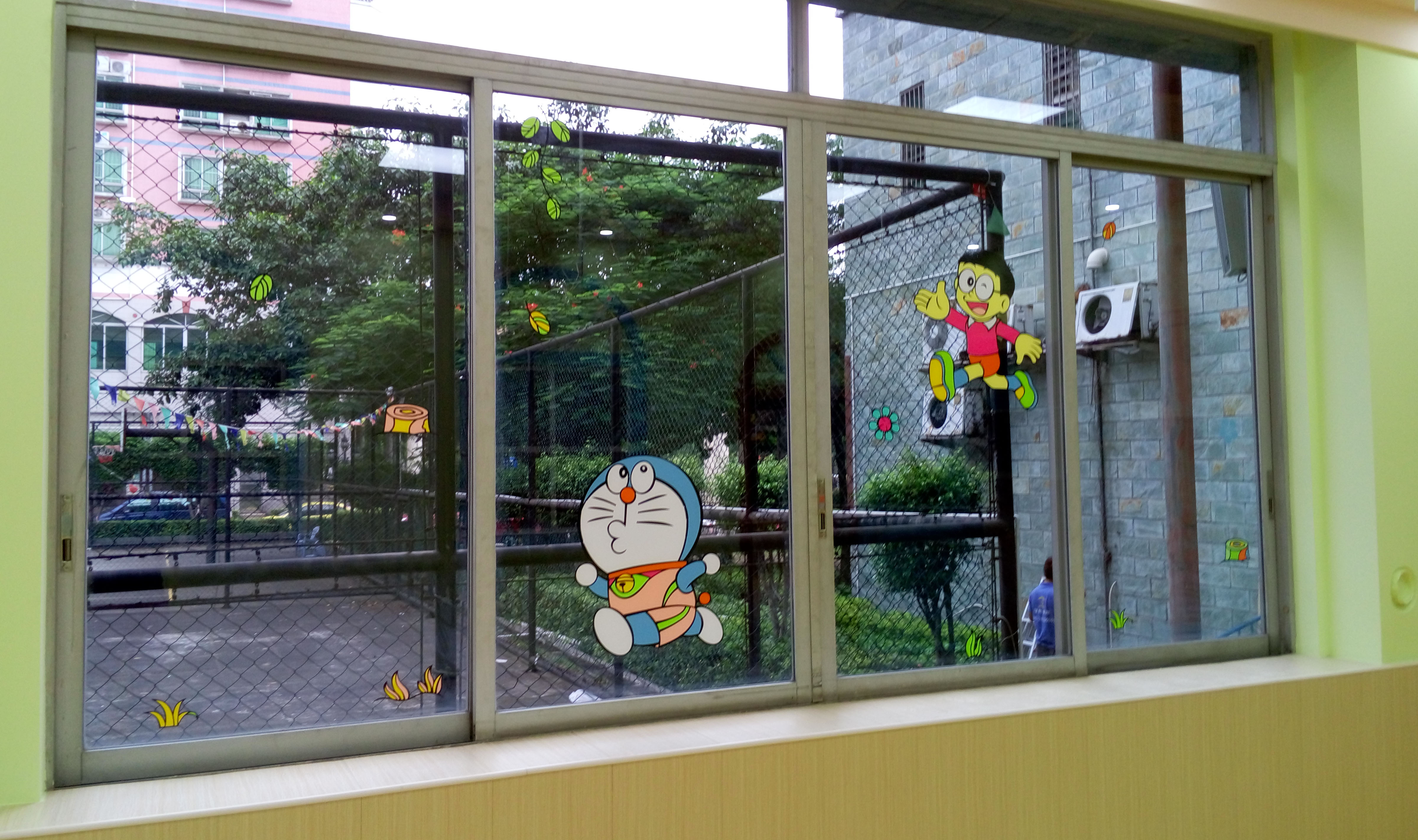 幼儿园立面开窗图片