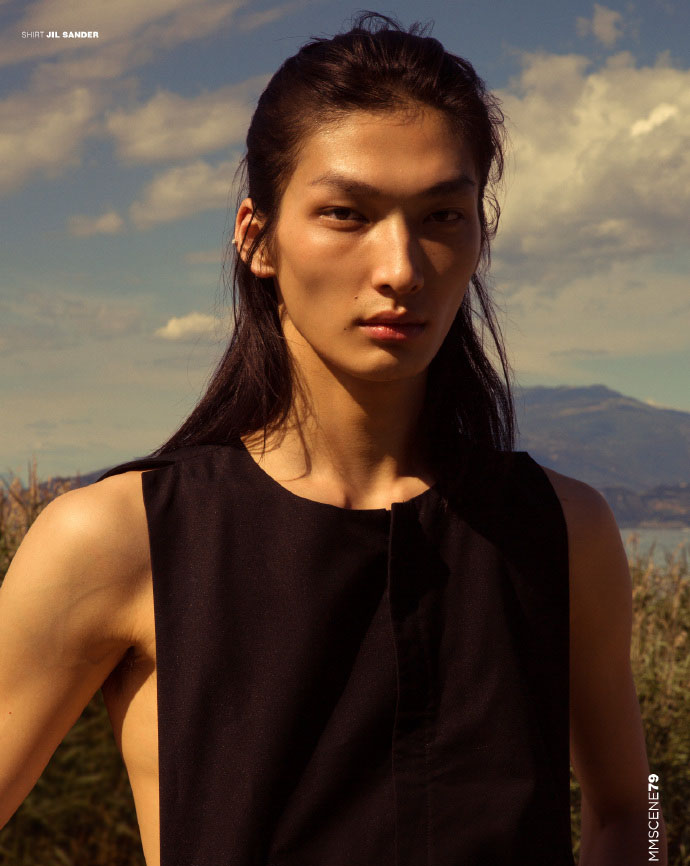 成为首位被versace作为独家面孔的中国模特