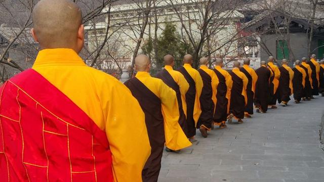 龙泉寺贤今法师受学诚法师指派入驻乾明寺