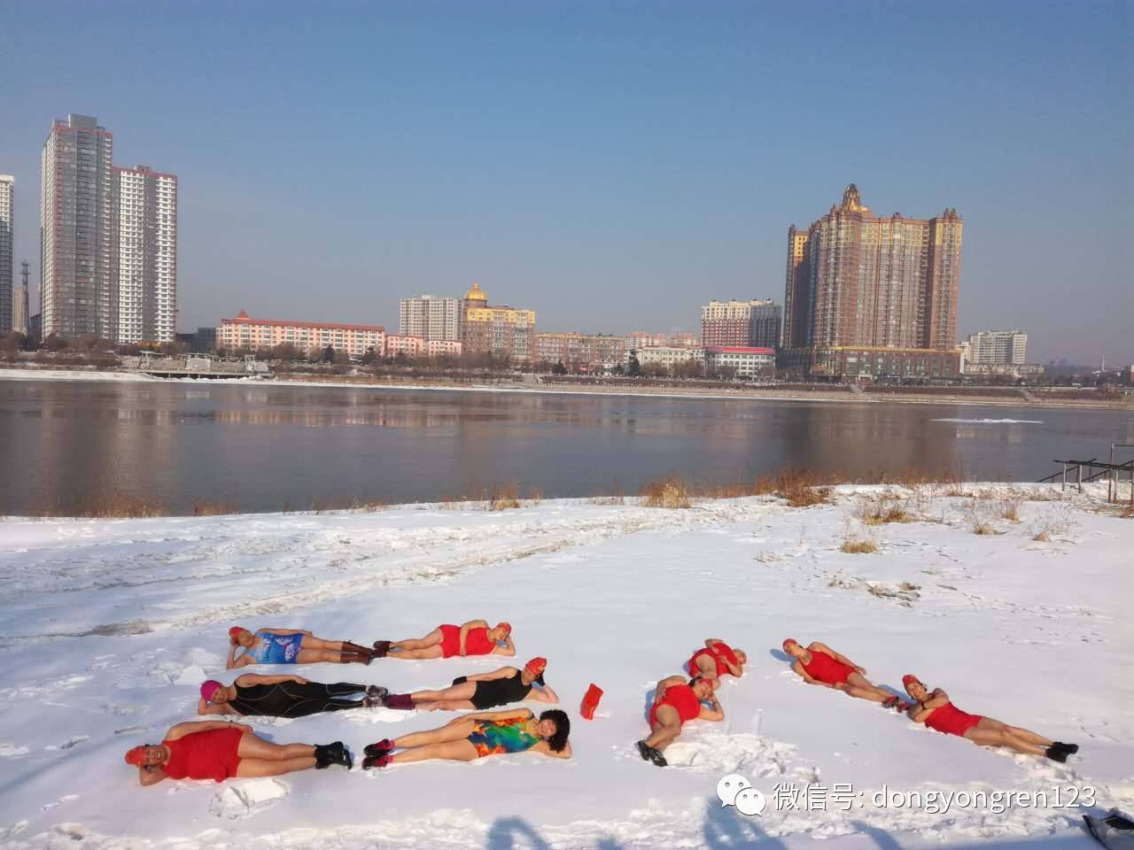 女神节与各地冬泳女神们