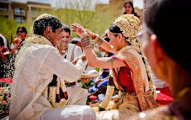 印度人为了结婚甚至可以倾尽