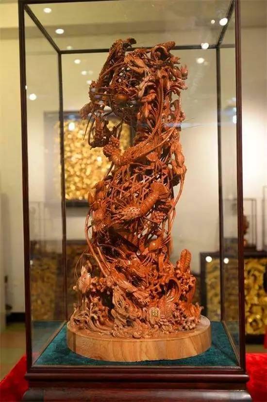 潮州木雕代表作虾蟹篓