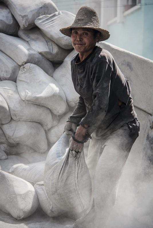肺结核发病率最高农民工种, 日扛水泥5万多斤