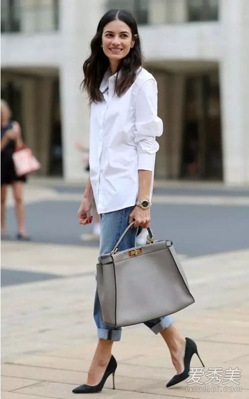 白衬衫搭配牛仔裤 最轻松最时髦的穿法