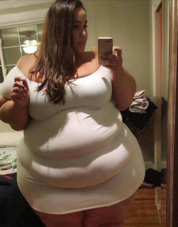 美女增肥长胖大肚腩照图片