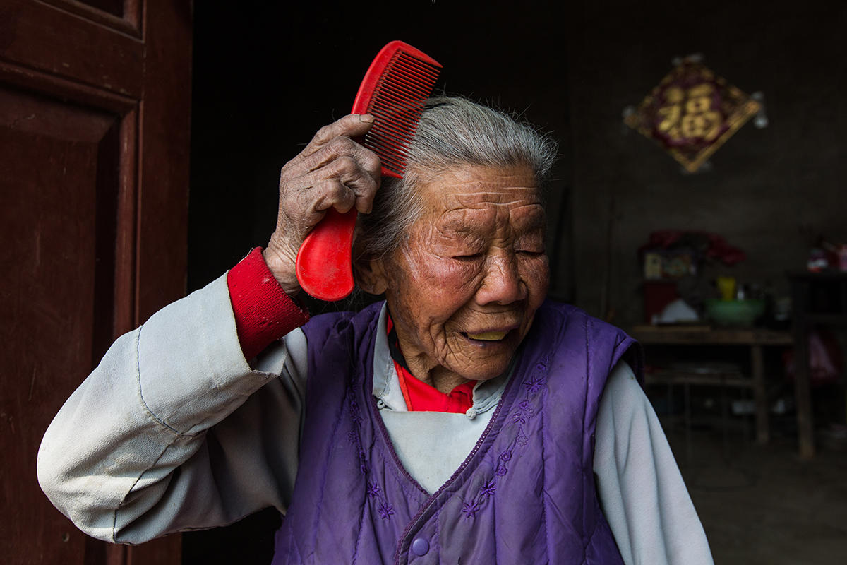 马奶奶今年95岁,家住亳州市谯城区十九里镇郑庄村