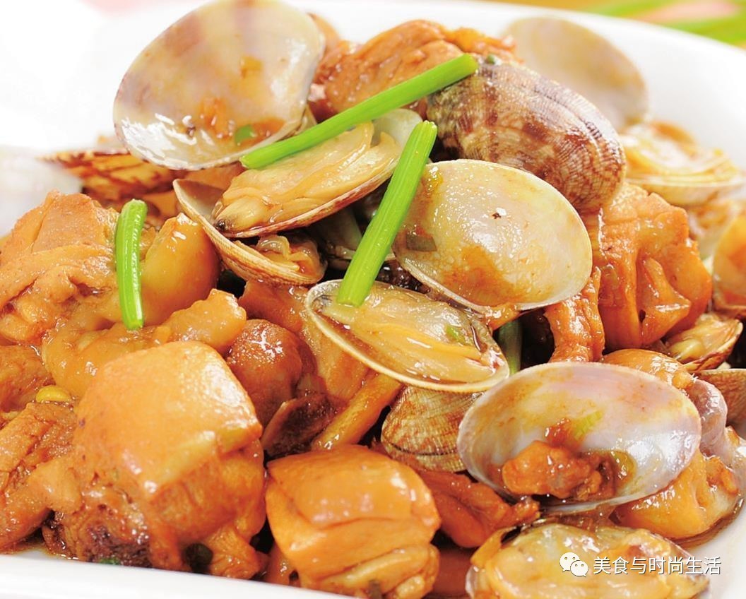 胶东地区特色菜蛤蜊鸡够地道够滋味
