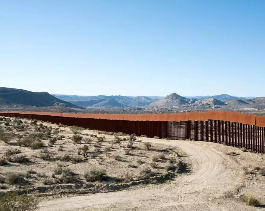 墨西哥围墙图片