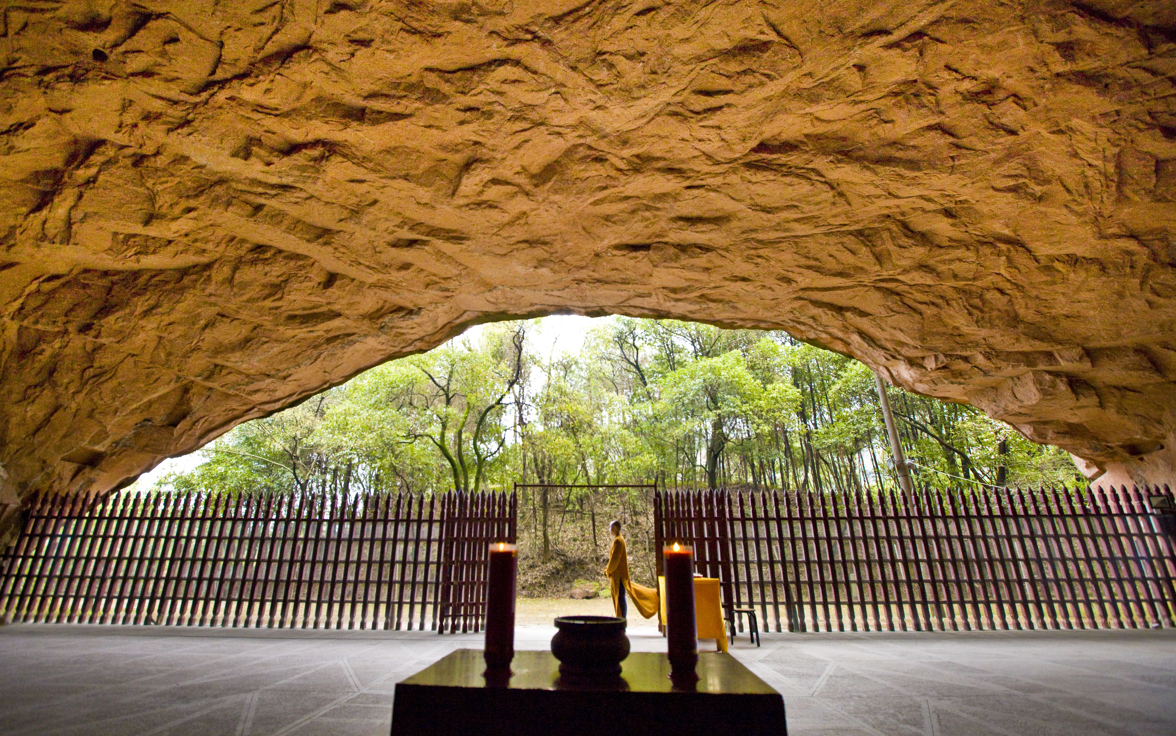 桐城古洞岩寺图片