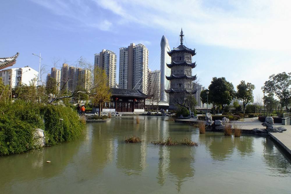 芜湖滨江公园风景优美,是休闲放松的好地方