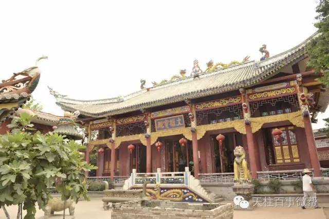 天柱县金凤山寺庙图片