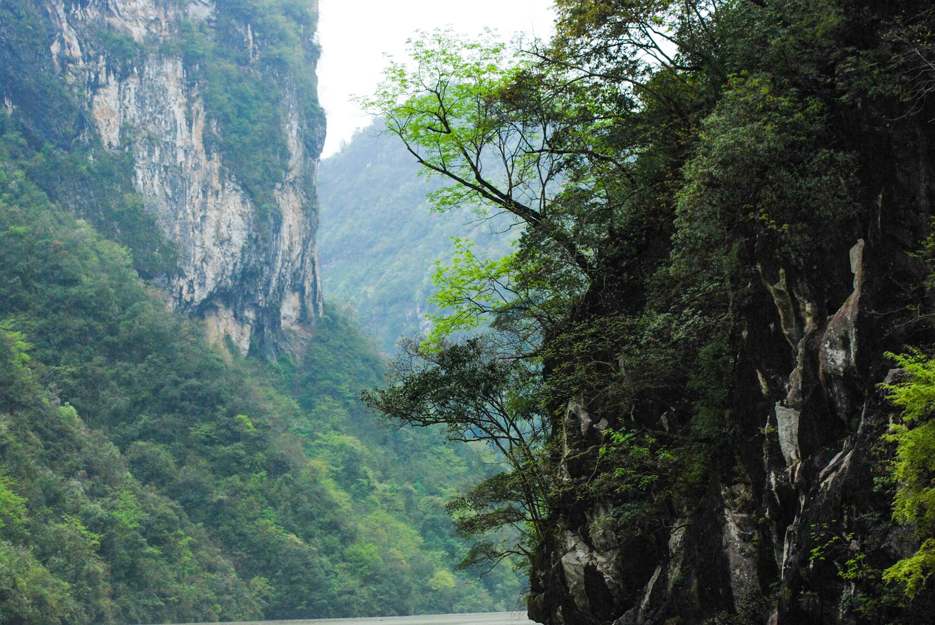 阿蓬江大峡谷,落入凡间的风景