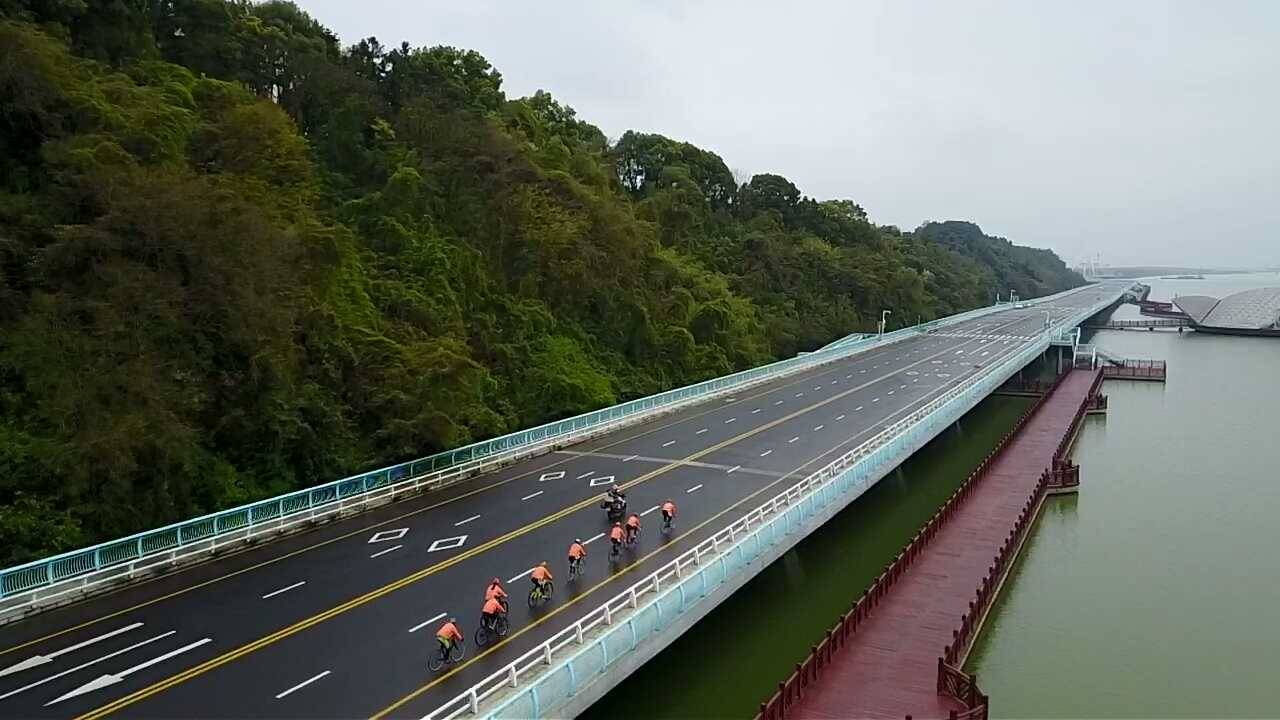 环洞庭湖800公里挑战赛:太阳山拉爆队又被拉爆了