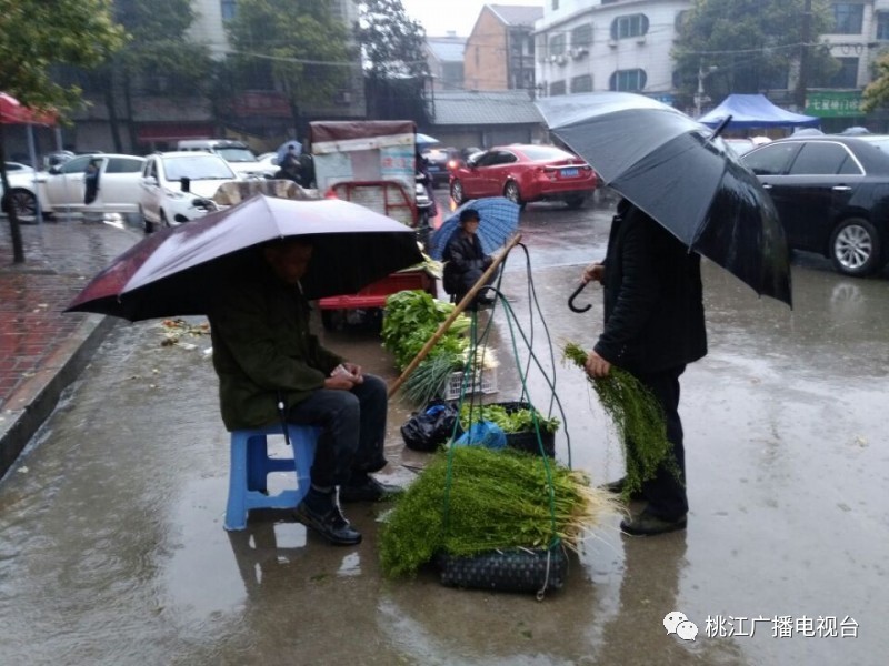 每个月农历初三_农历初三日子怎么样_农历三月初三是什么日子