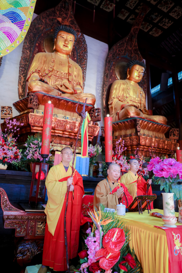 嘉庆禅寺释明照师父图片