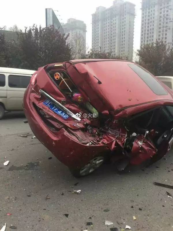 洛阳高速车祸最新消息图片