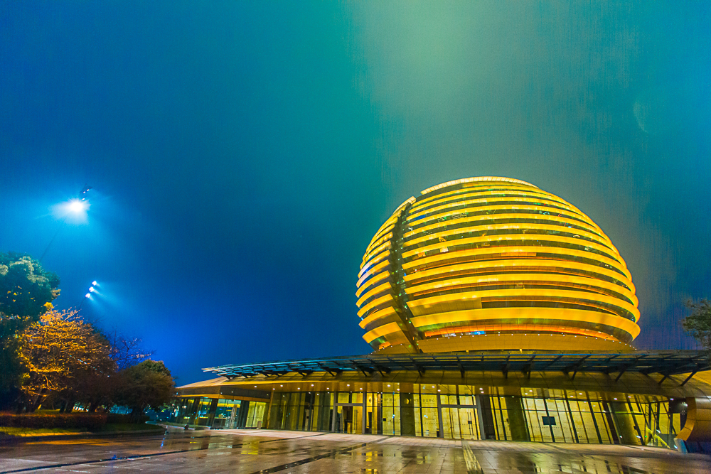 外看像个球,里面看还是个球,杭州洲际设计逆天!