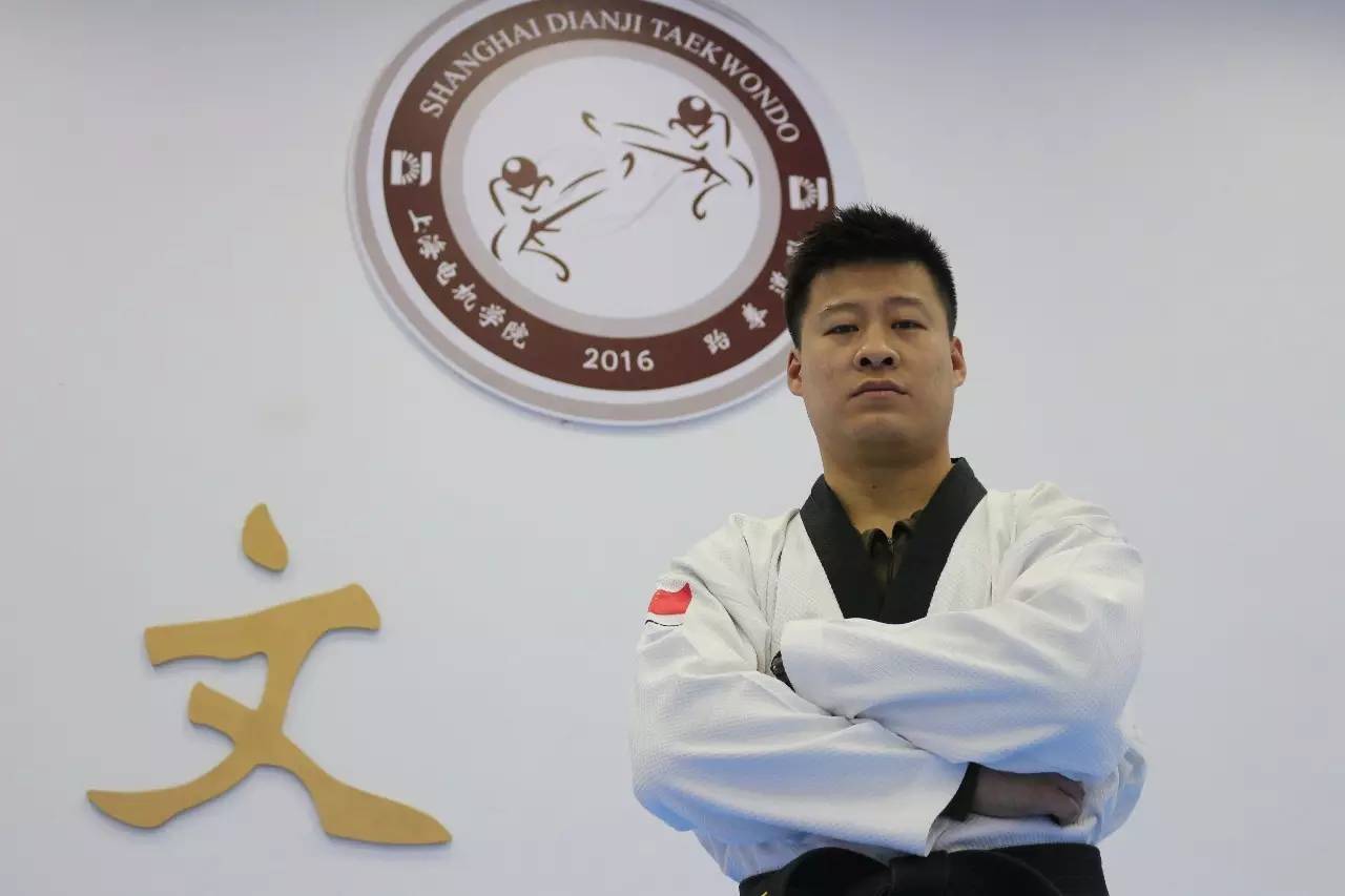 主教练:张东岳张东岳——中国国家跆拳道队运动员,国家队青年队教练