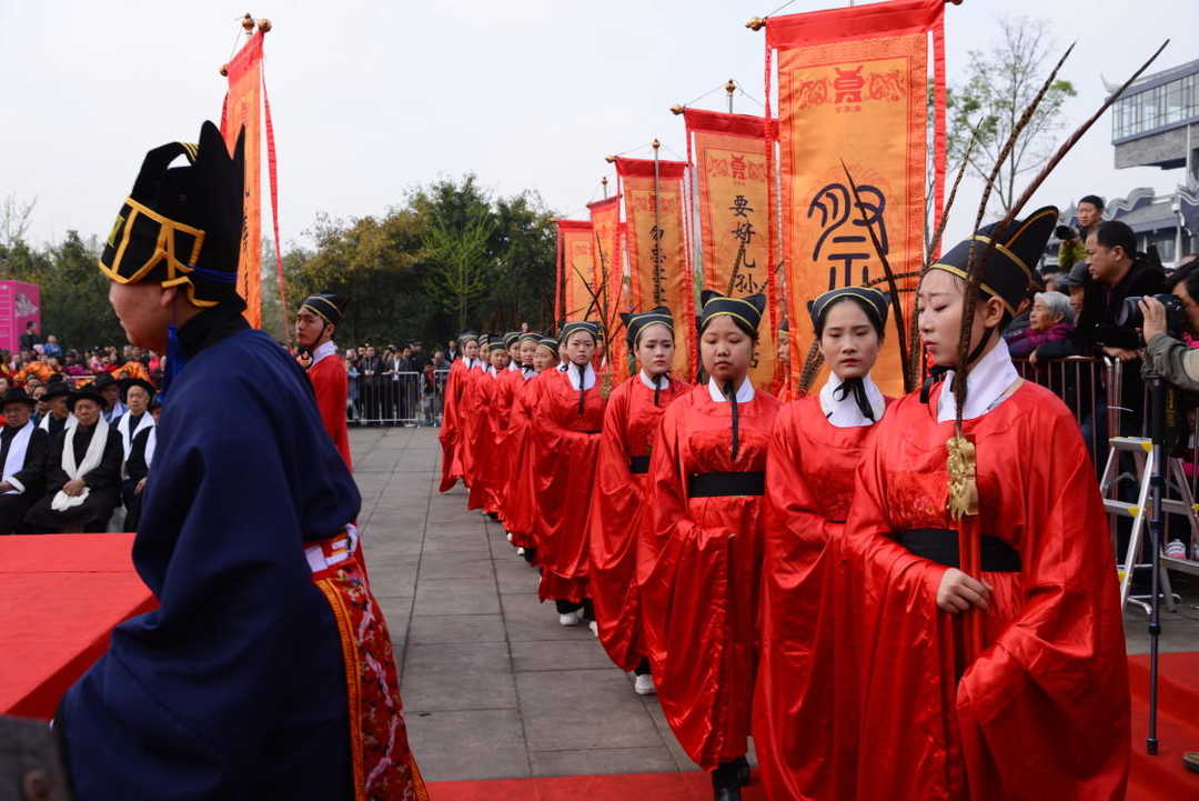 四川龙泉驿洛带客家隆重举行清明祭祖活动